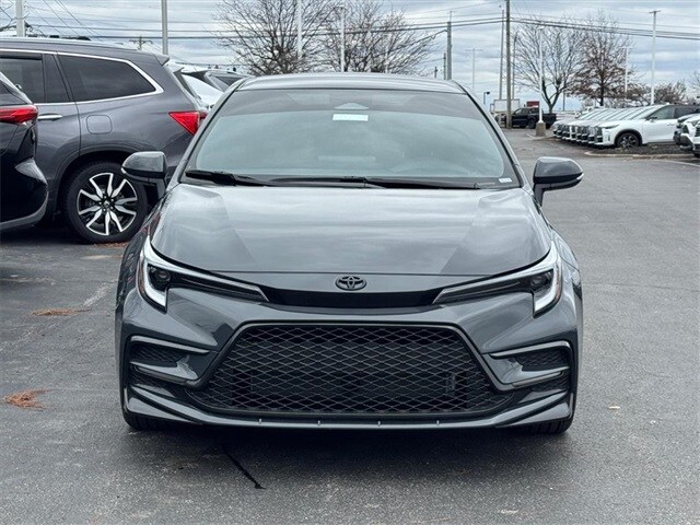 2025 Toyota Corolla SE photo 2