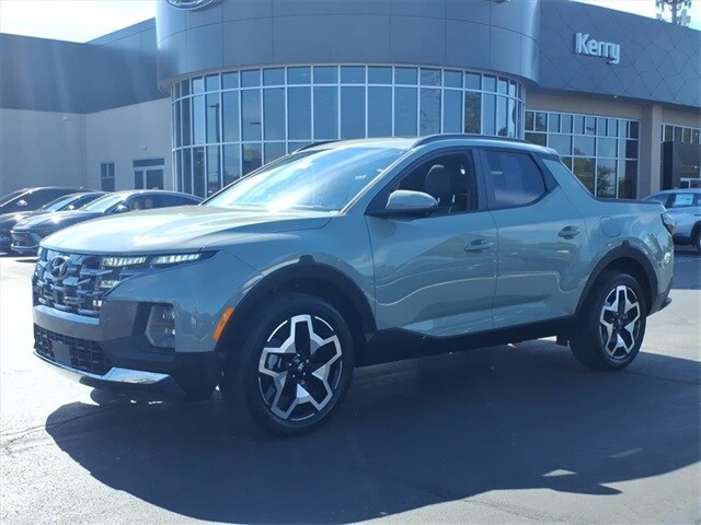 2024 Hyundai Santa Cruz Limited photo 2