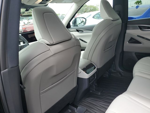 2026 INFINITI QX60 LUXE - Photo 13