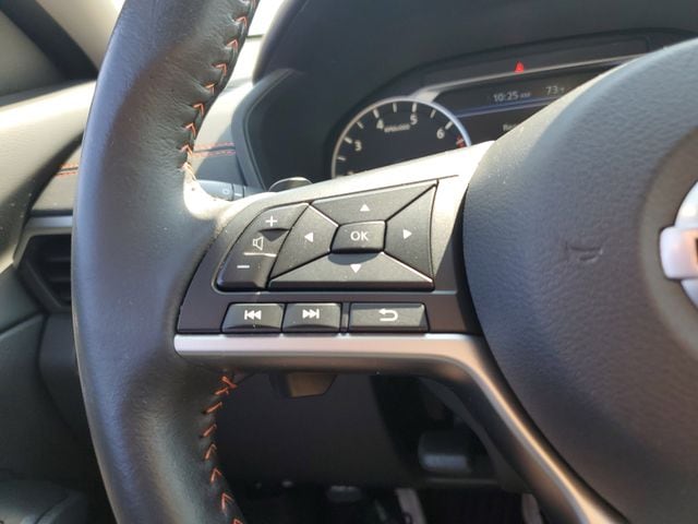 2022 Nissan Altima SR - Photo 21