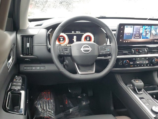 2026 Nissan Pathfinder Platinum - Photo 14