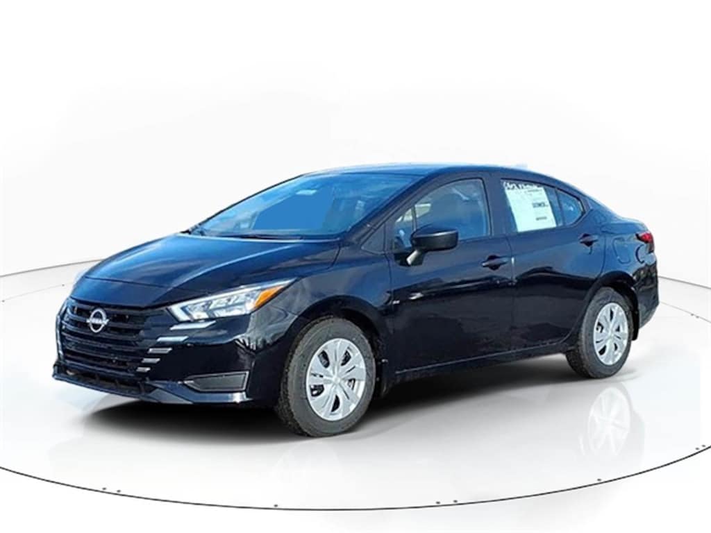 New 2025 Nissan Versa 1.6 S Sedan