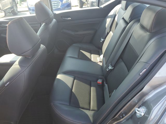 2022 Nissan Altima SR - Photo 13