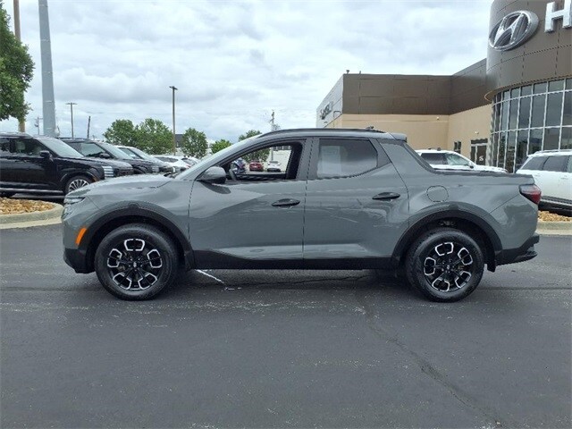 2024 Hyundai Santa Cruz SEL photo 2