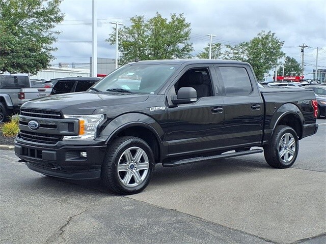 2019 Ford F-150 XLT photo 2