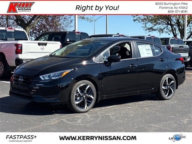 2025 Nissan Versa Sedan SR's photo