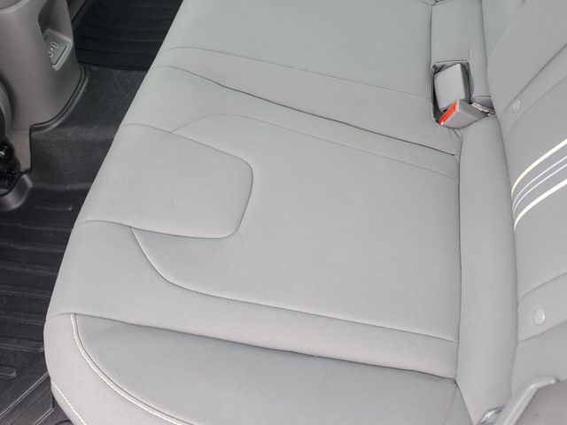 2024 Hyundai Elantra SEL - Photo 14