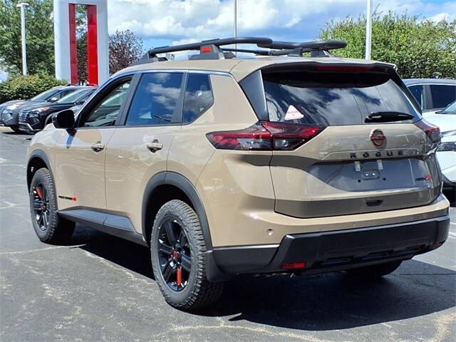 2026 Nissan Rogue SV photo 4