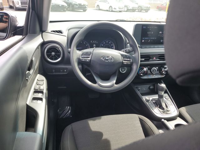 2023 Hyundai Kona SEL - Photo 11