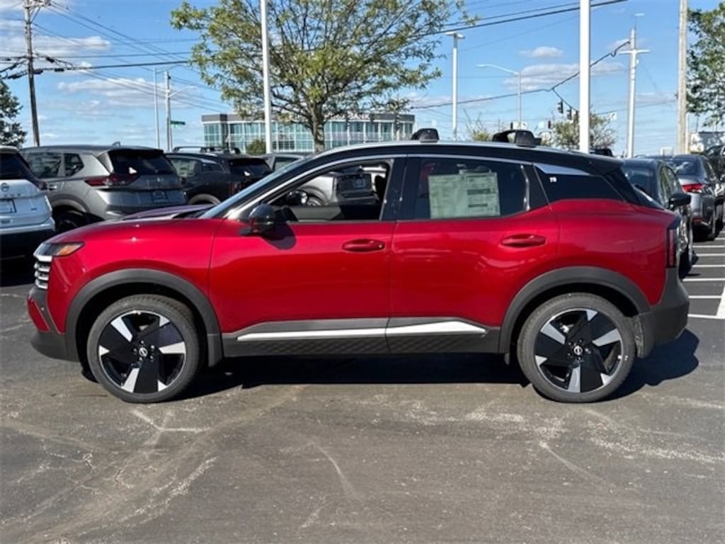 New 2026 Nissan Kicks SR SUV