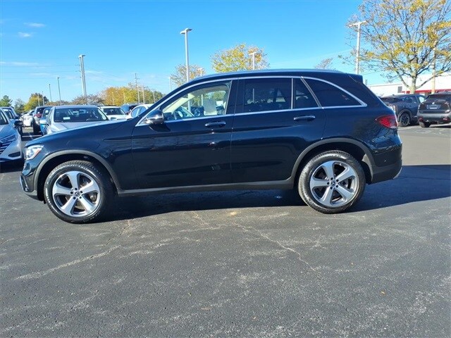 2022 Mercedes Benz GLC 300 4MATIC photo 2