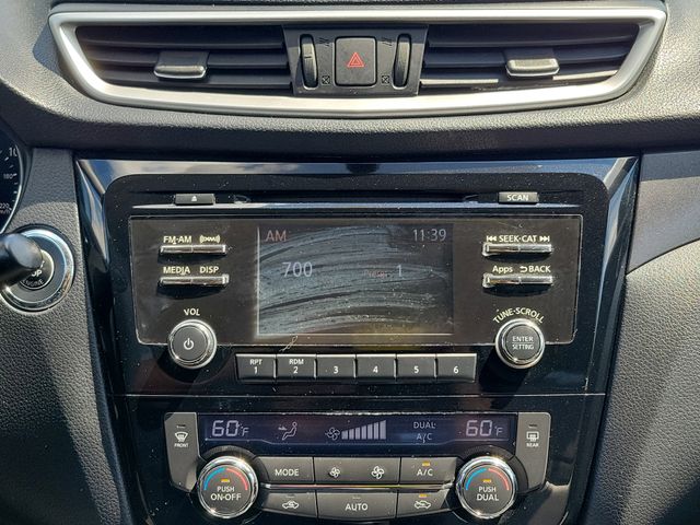 2015 Nissan Rogue SV - Photo 23