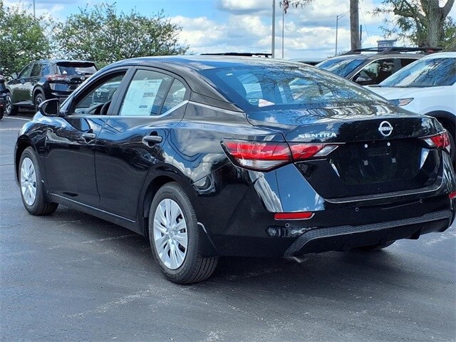 2025 Nissan Sentra S photo 4