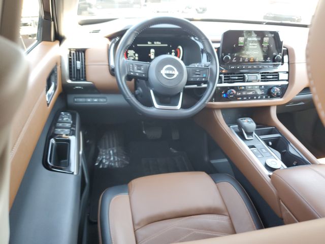2025 Nissan Pathfinder Platinum - Photo 10