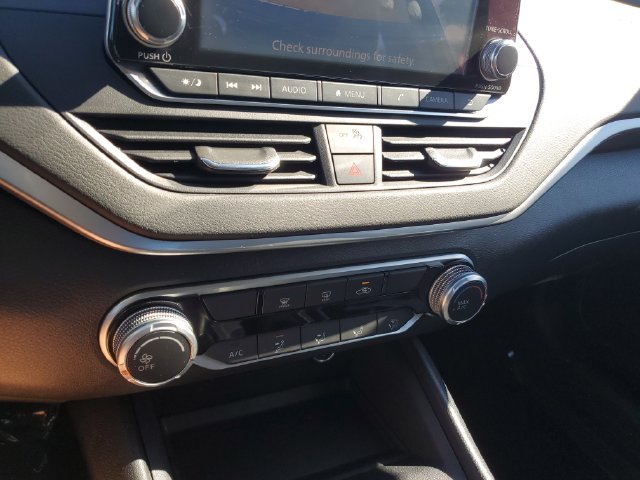 2022 Nissan Altima SV - Photo 27