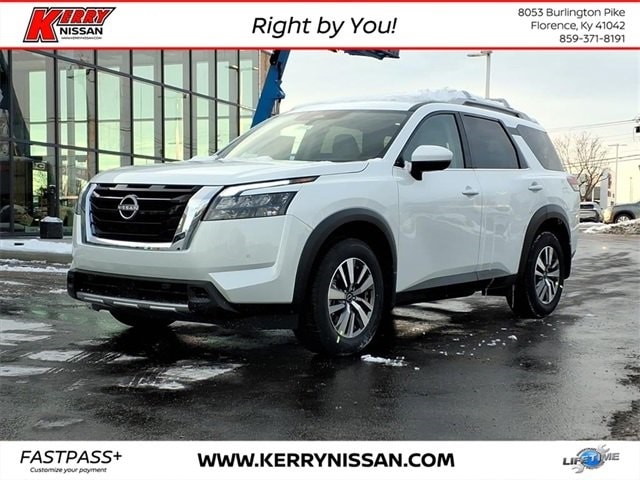 2025 Nissan Pathfinder SL's photo