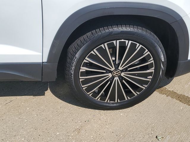2025 Volkswagen Taos SE - Photo 6
