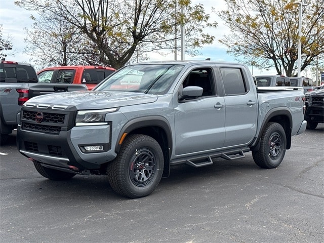 2026 Nissan Frontier PRO-4X's photo