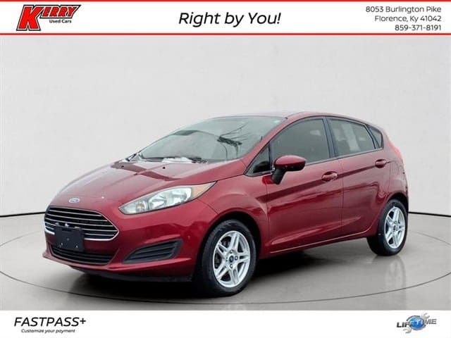 2017 Ford Fiesta SE's photo
