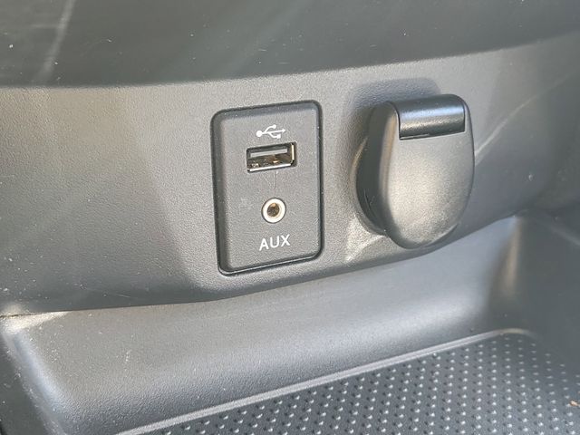 2015 Nissan Rogue SV - Photo 26