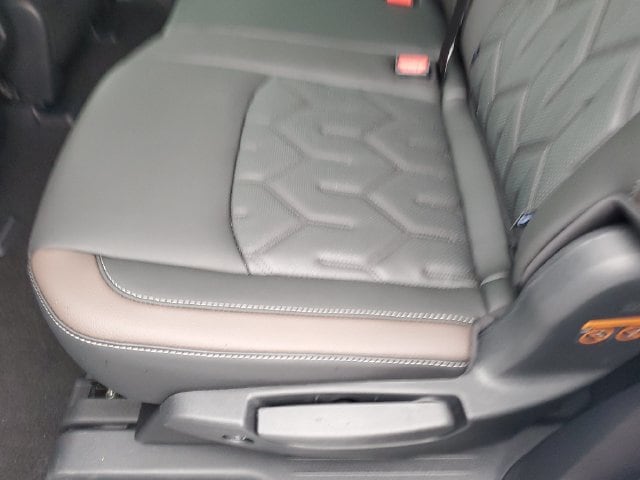 2026 Nissan Pathfinder Platinum - Photo 18