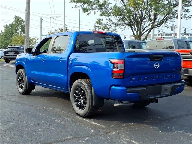 2026 Nissan Frontier SV photo 4