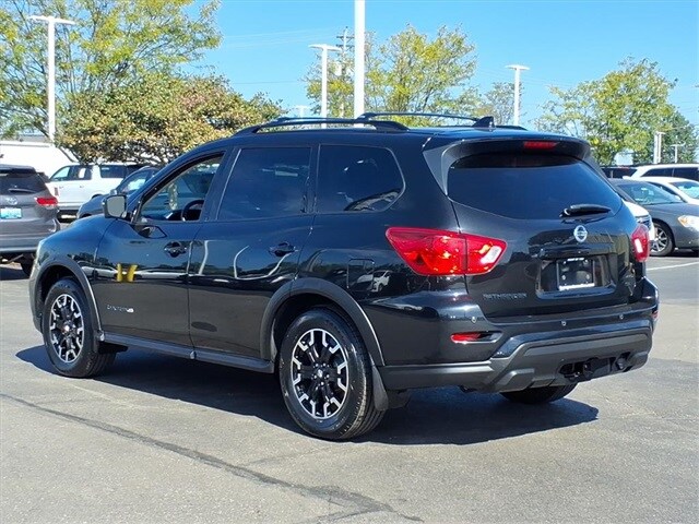2020 Nissan Pathfinder SL photo 4