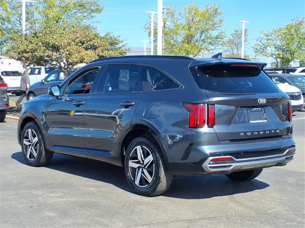 Used 2021 Kia Sorento S SUV