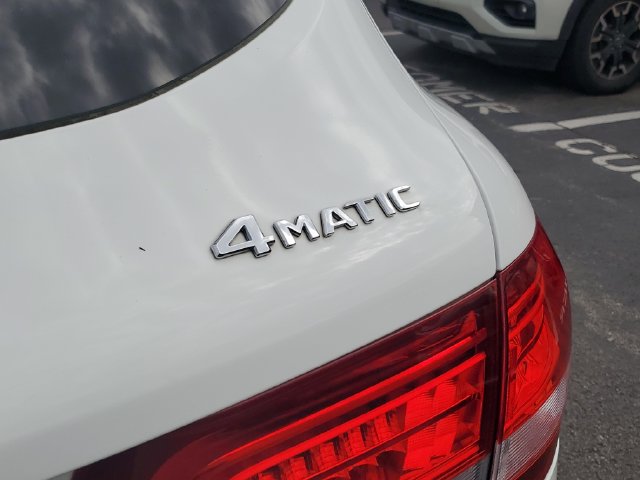 2018 Mercedes-Benz GLC GLC300 - Photo 8