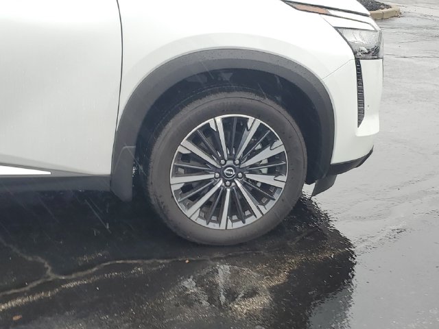 2026 Nissan Pathfinder Platinum - Photo 9