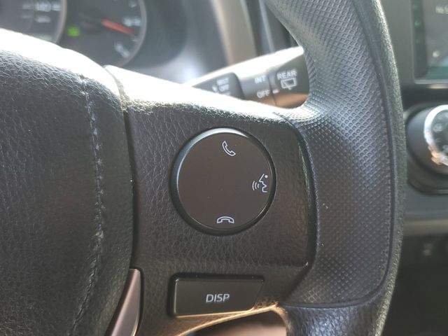 2016 Toyota RAV4 LE - Photo 22
