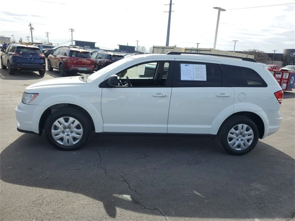 Used 2017 Dodge Journey SE SUV