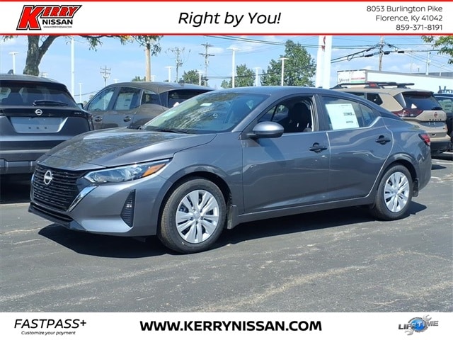 2025 Nissan Sentra S's photo