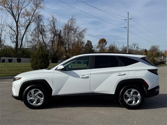 2022 Hyundai Tucson SEL photo 3