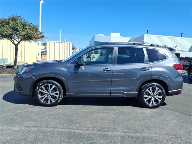2024 Subaru Forester Limited photo 3
