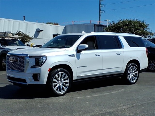 2023 Gmc Yukon XL Denali photo 2