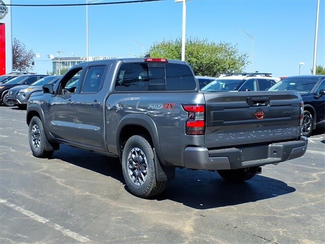 2026 Nissan Frontier PRO-4X photo 4