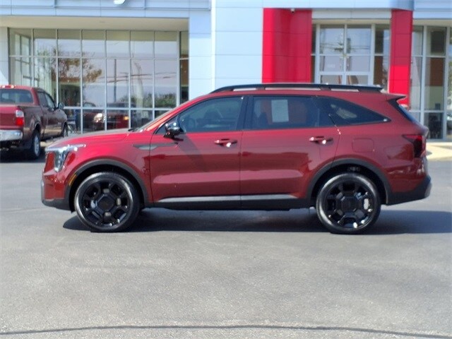 2025 Kia Sorento X-Line SX photo 3