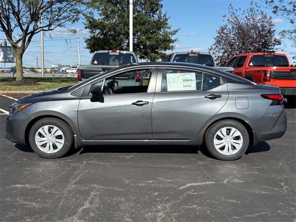 New 2025 Nissan Versa 1.6 S Sedan
