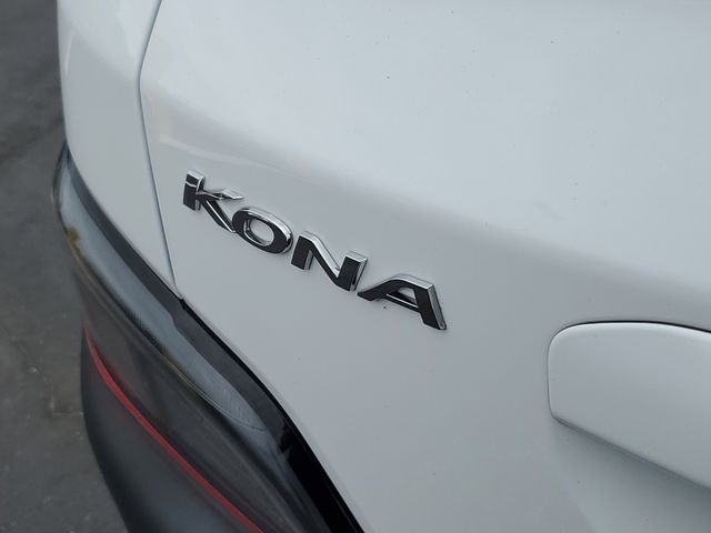 2023 Hyundai Kona SE - Photo 8