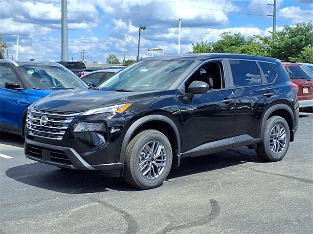 2026 Nissan Rogue S photo 2