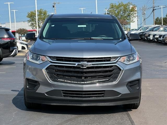 Used 2018 Chevrolet Traverse LS with VIN 1GNEVFKW1JJ265329 for sale in Florence, KY