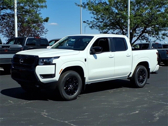 2026 Nissan Frontier SV photo 2