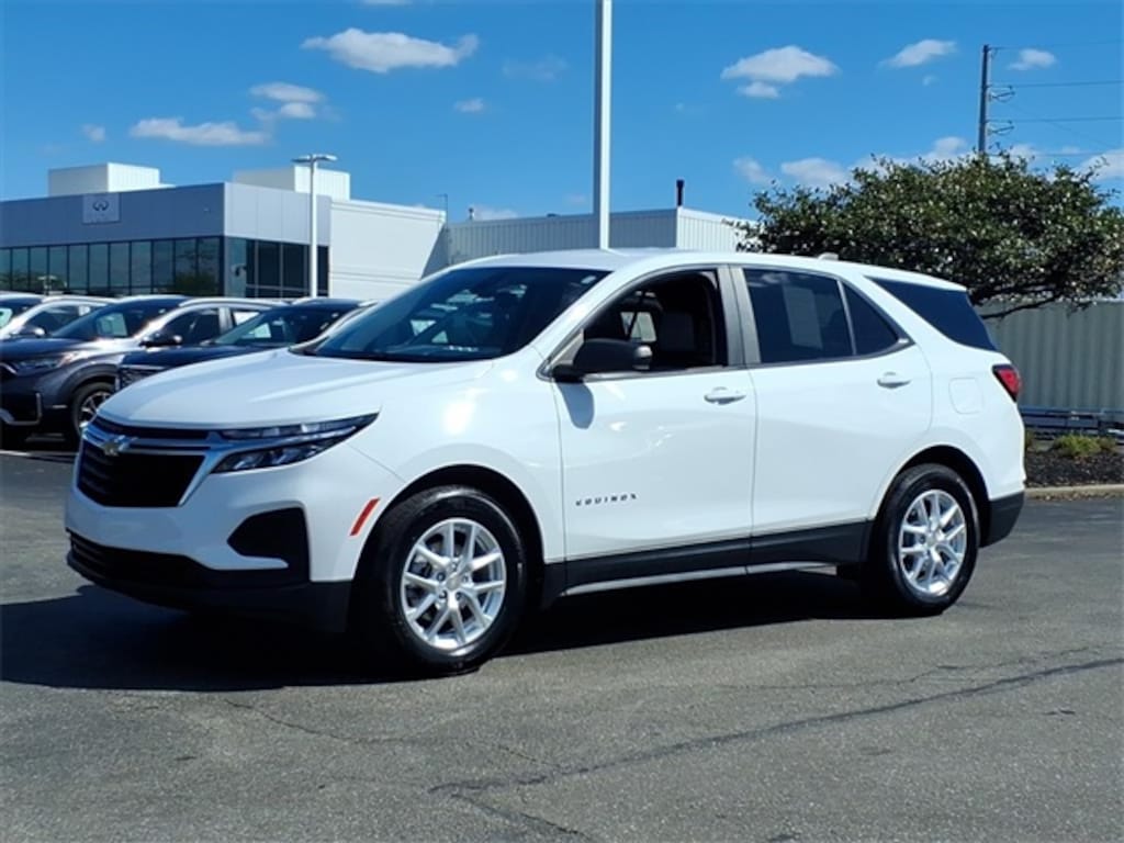Used 2022 Chevrolet Equinox LS SUV