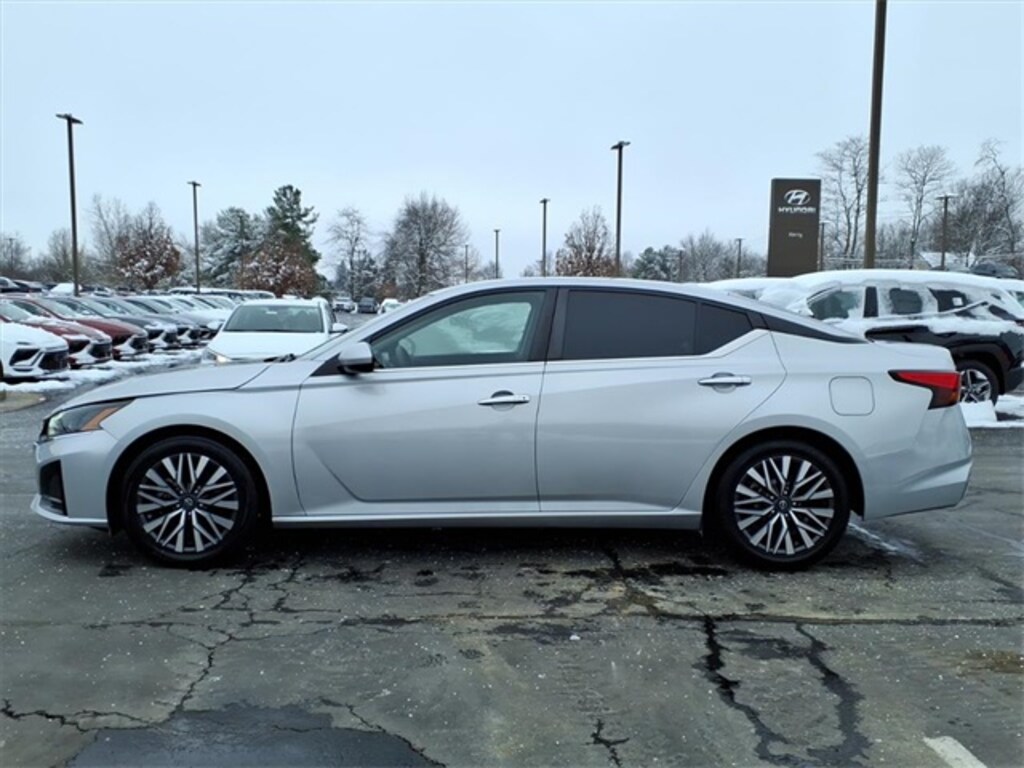 Certified 2023 Nissan Altima 2.5 SV Sedan