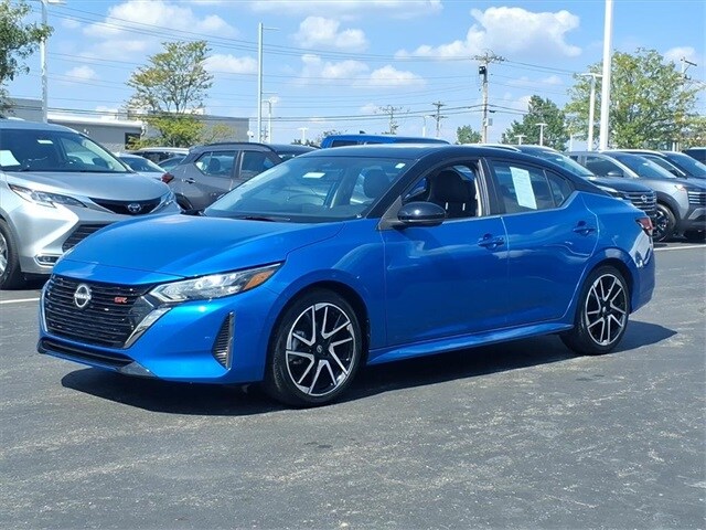 2024 Nissan Sentra SR photo 2