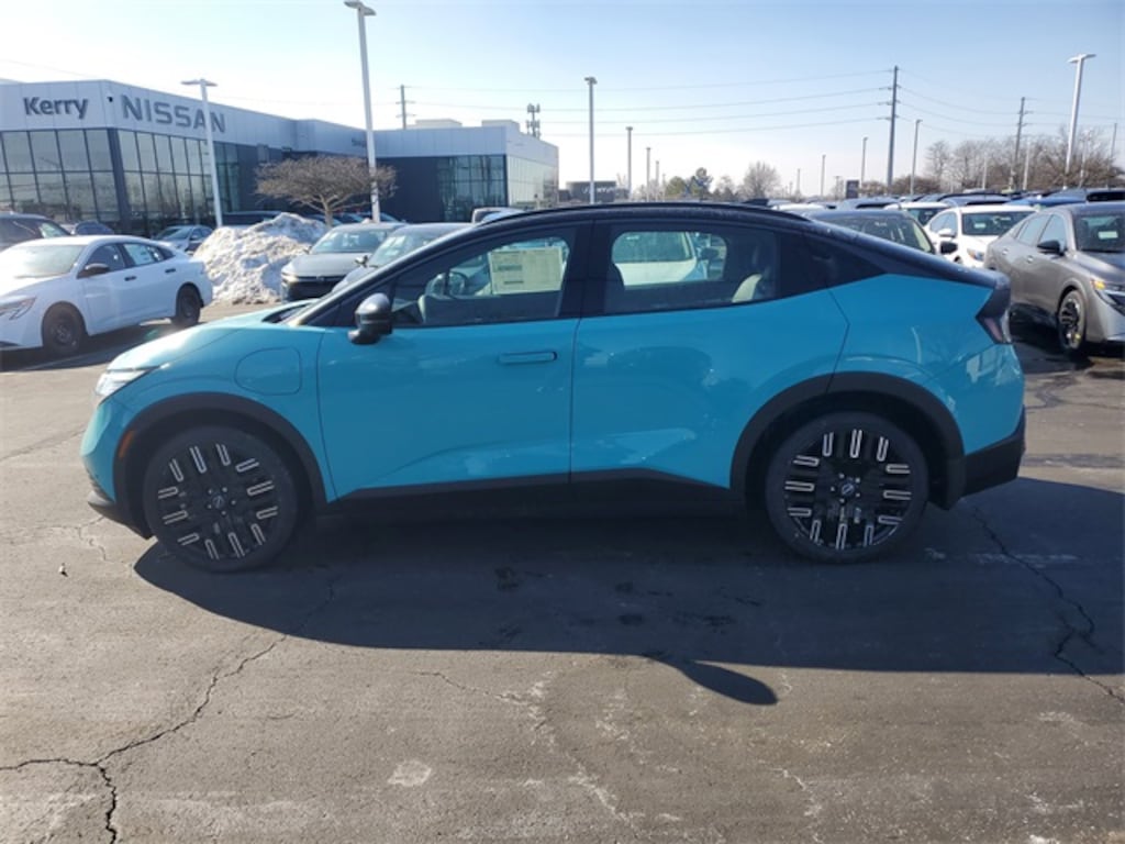 New 2026 Nissan Leaf Platinum+ SUV