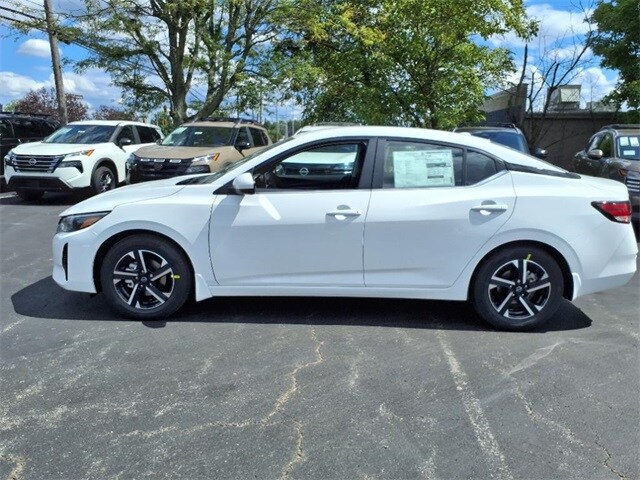 2025 Nissan Sentra SV photo 3