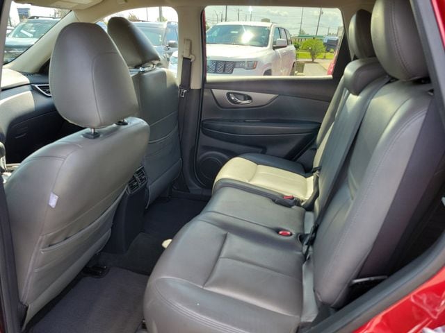 2015 Nissan Rogue SV - Photo 29