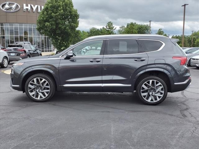 Used 2022 Hyundai Santa Fe Calligraphy with VIN 5NMS5DAL7NH447149 for sale in Florence, KY